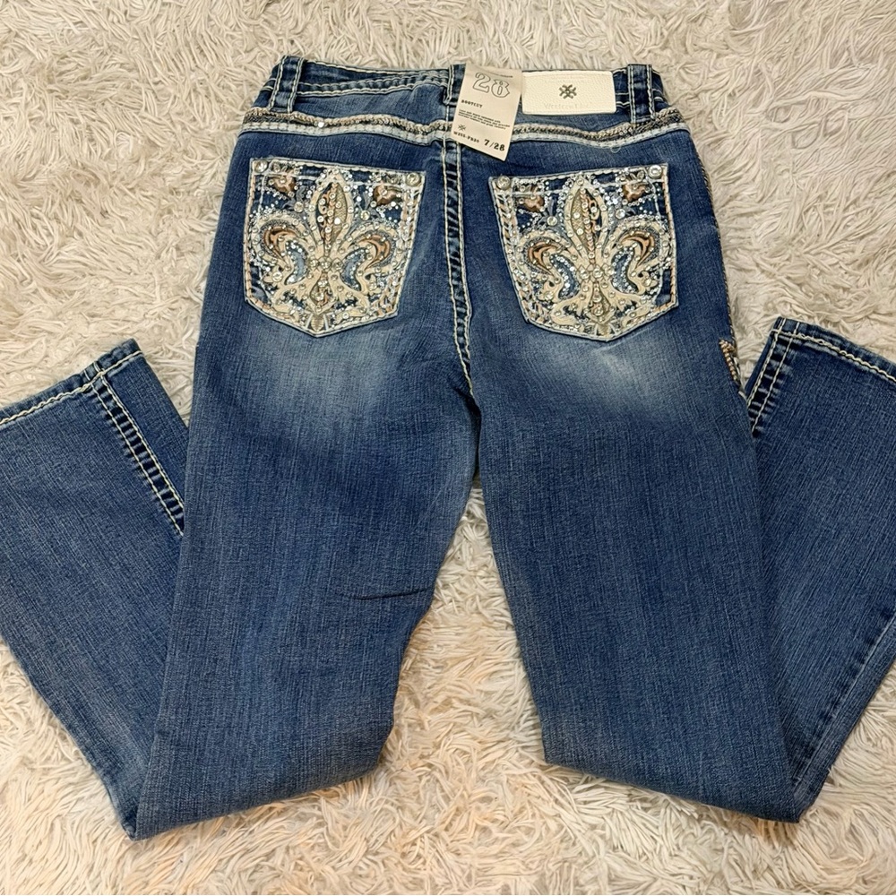 Embellished Fleur-de-Lis Straight Leg Jeans - Blue